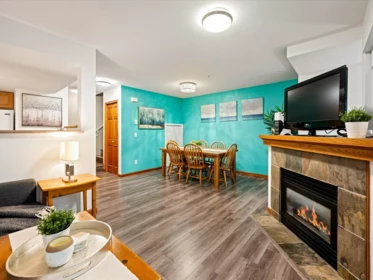 2 4335 Northlands Boulevard, Whistler, BC, Whistler — Townhouse for sale