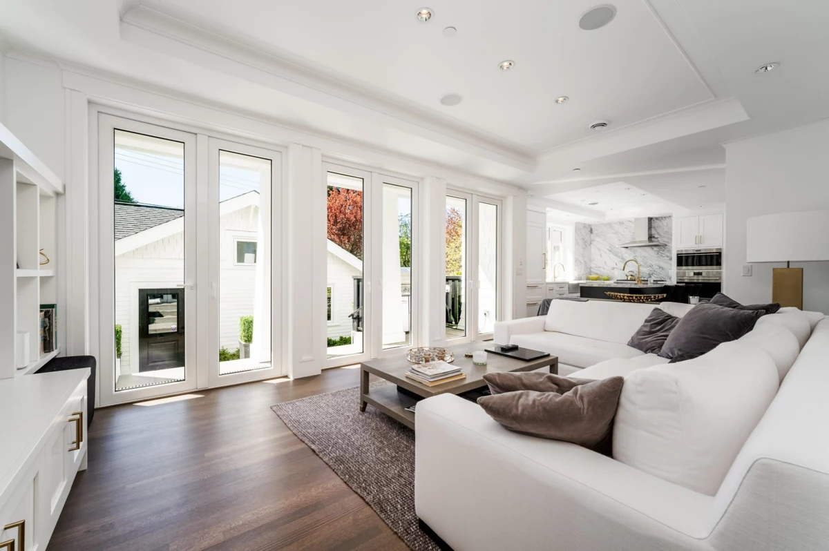 Living Room Photo of 2040 W 58th Avenue, Vancouver, BC