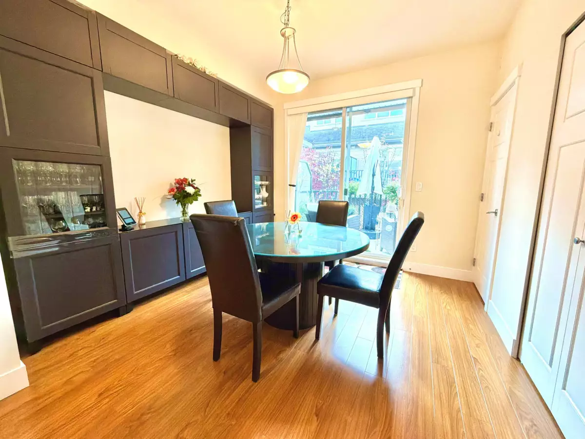 Breakfast Nook Photo of 61 8250 209b Street, Langley, BC