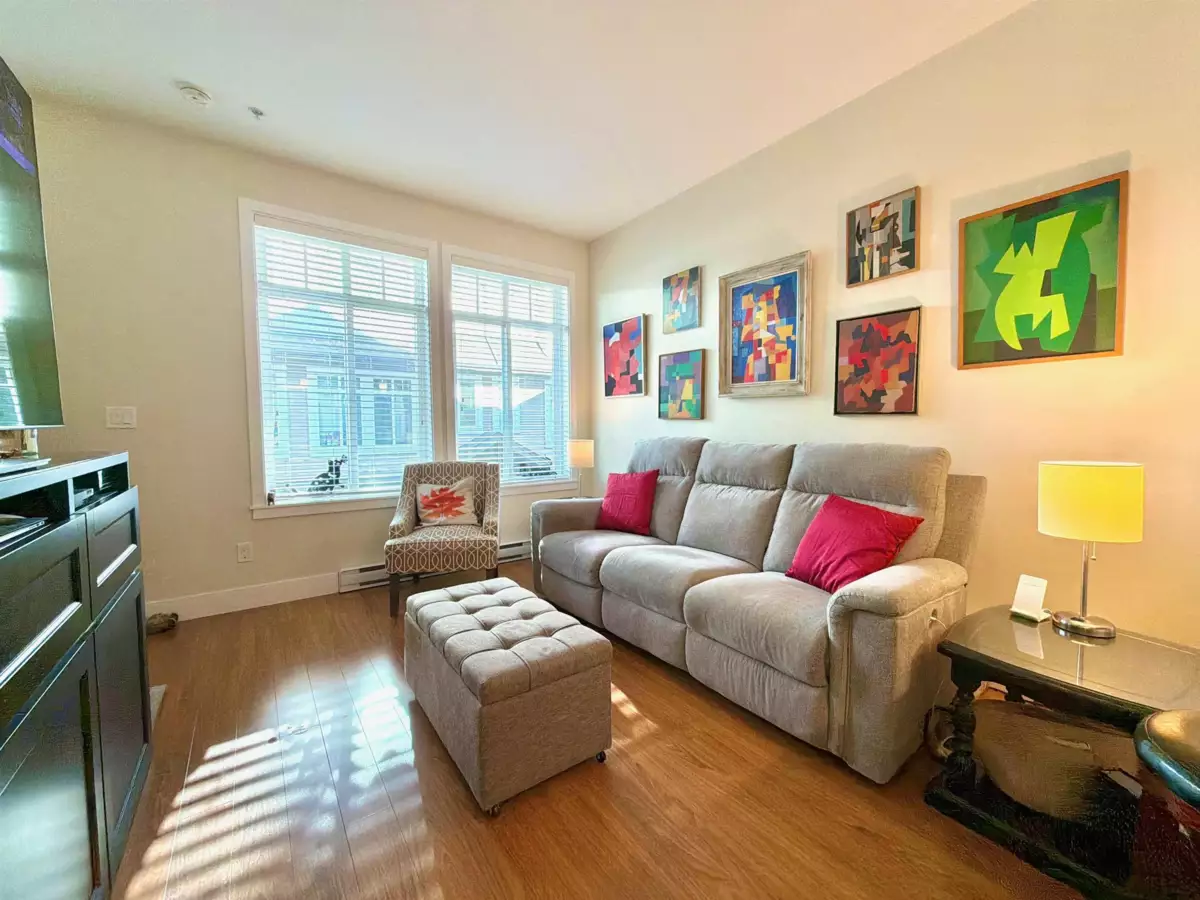 Dining Area Photo of 61 8250 209b Street, Langley, BC