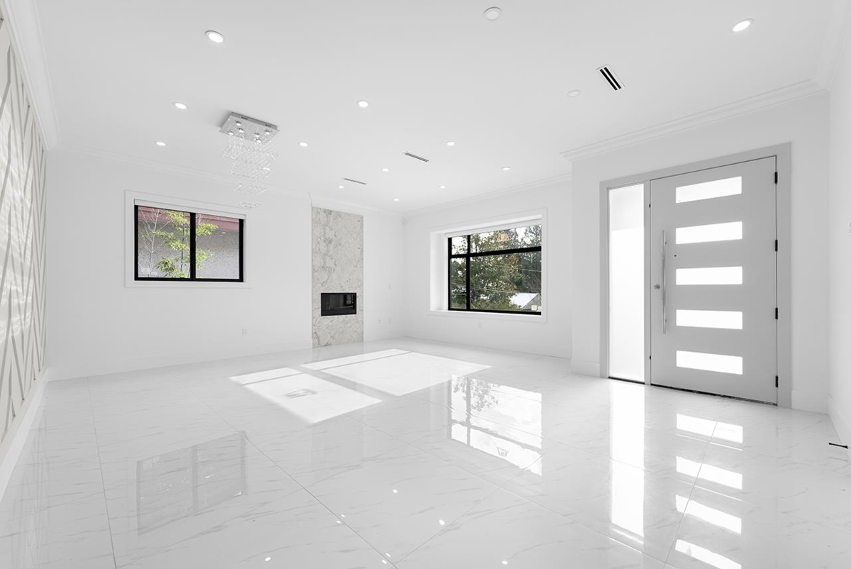 Dining Area Photo of 4527 Clinton Street, Burnaby, BC