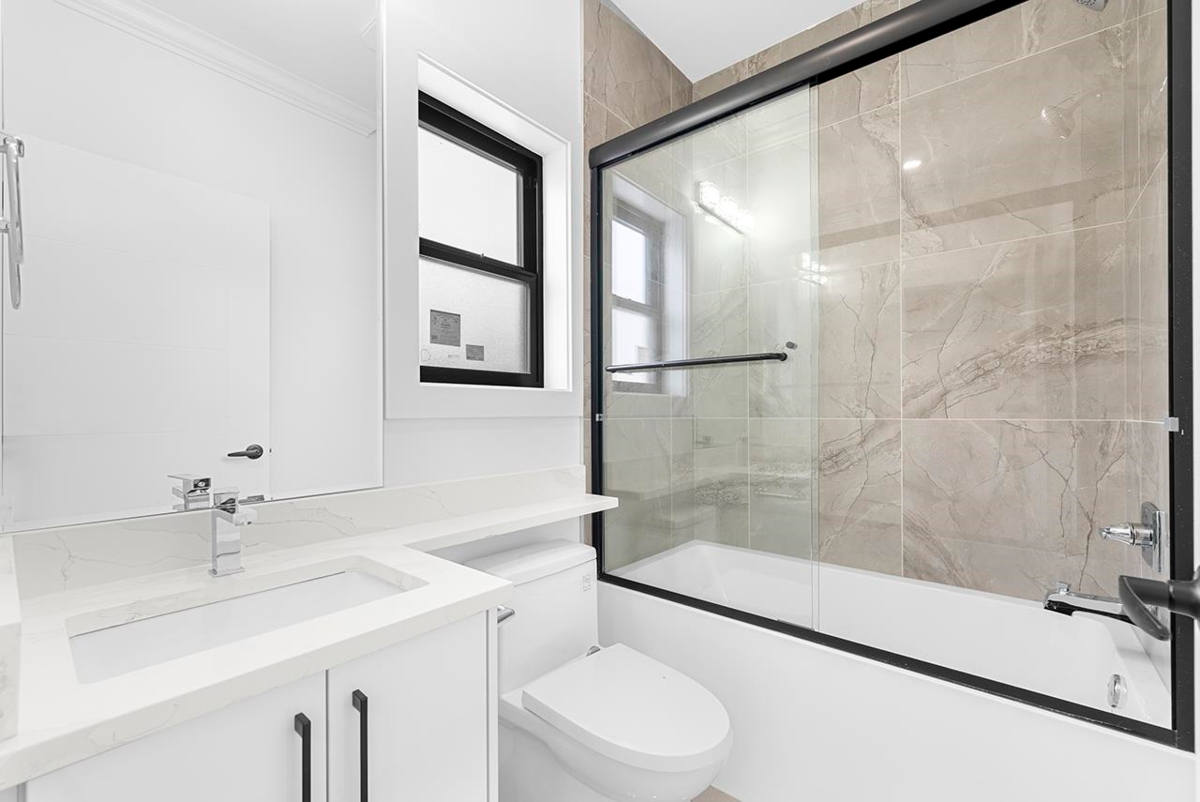 Outdoor Patio Photo of 4527 Clinton Street, Burnaby, BC