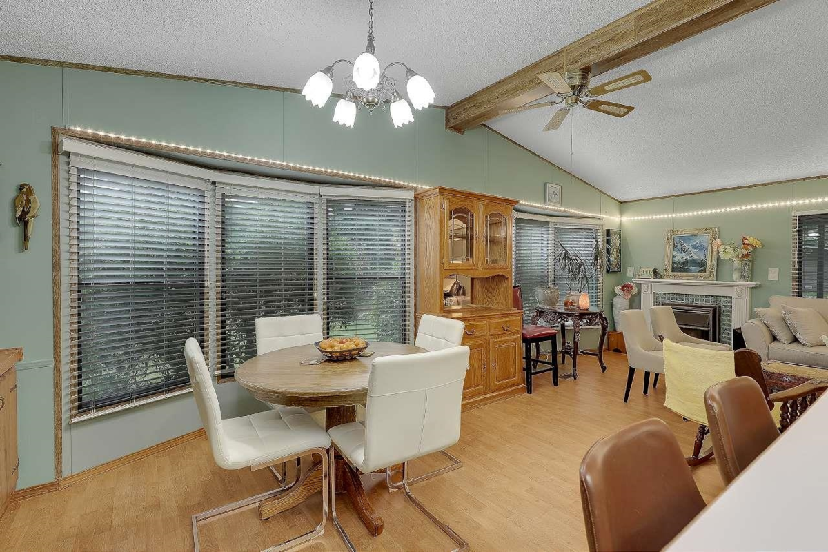 Breakfast Nook Photo of 226 20071 24 Avenue, Langley, BC