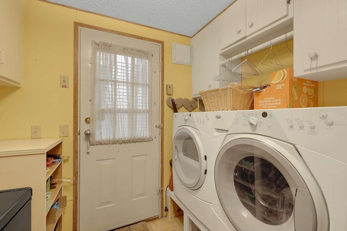 Hallway Photo of 226 20071 24 Avenue, Langley, BC