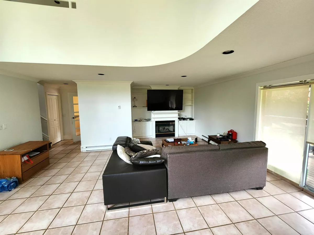 Hallway Photo of 3130 248 Street, Langley, BC