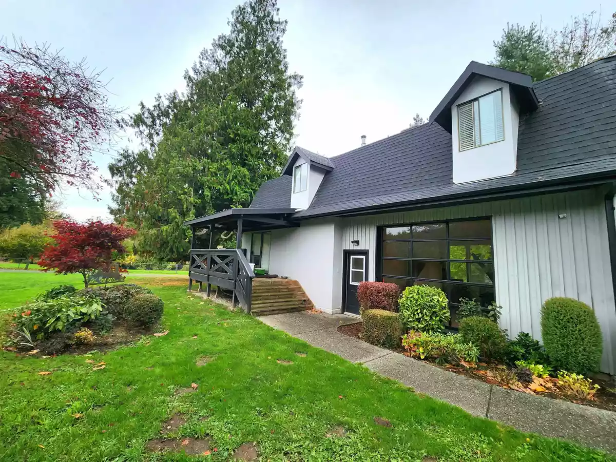 Mudroom Photo of 3130 248 Street, Langley, BC