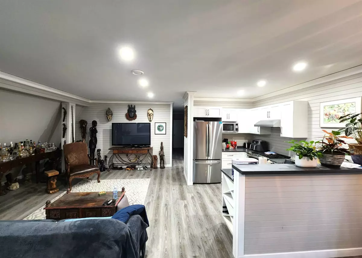 Swimming Pool Photo of 3130 248 Street, Langley, BC