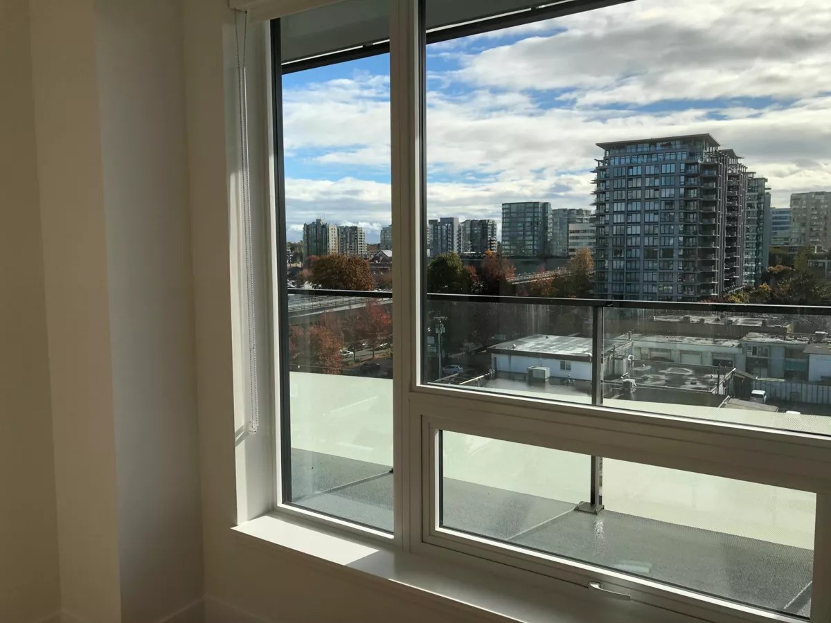 Kitchen Island Photo of 807 7977 Lansdowne Road, Richmond, BC