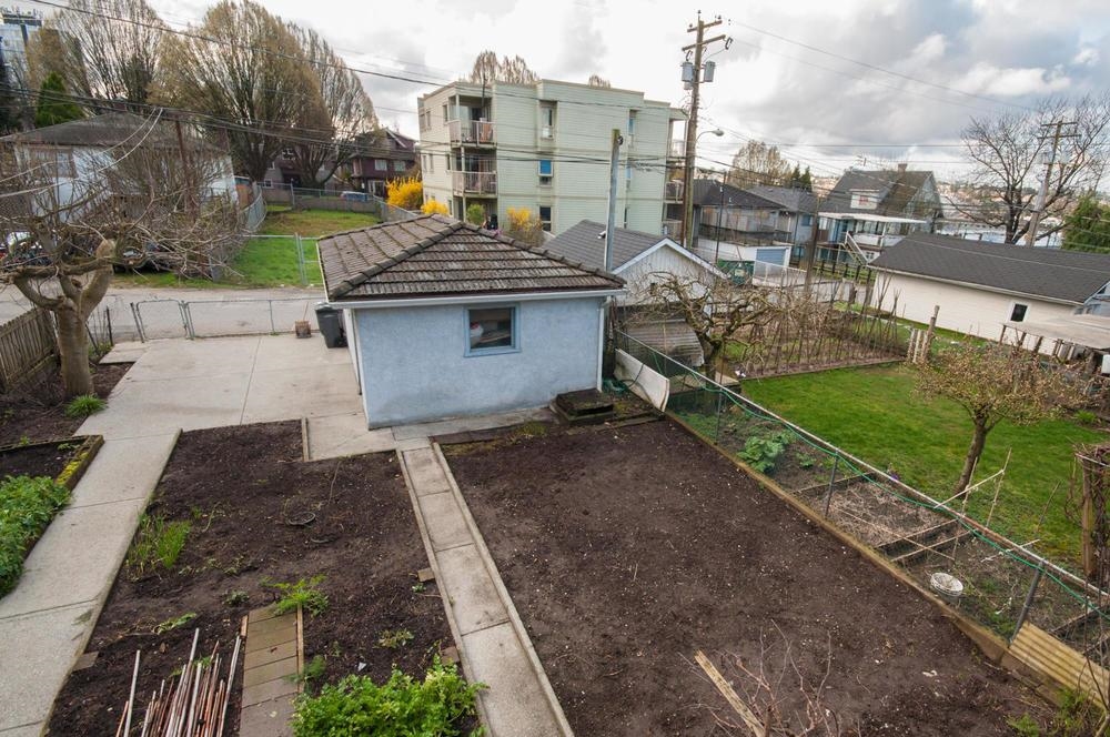 Dining Area Photo of 1360 Graveley Street, Vancouver, BC