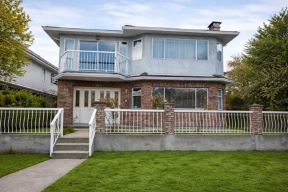 1360 Graveley Street, Vancouver, BC, Grandview Woodland — 4 bed single family residence for sale