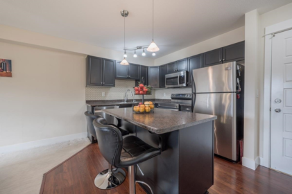 213 30525 Cardinal Avenue, Abbotsford, BC, Abbotsford — Apartment/Condo for sale