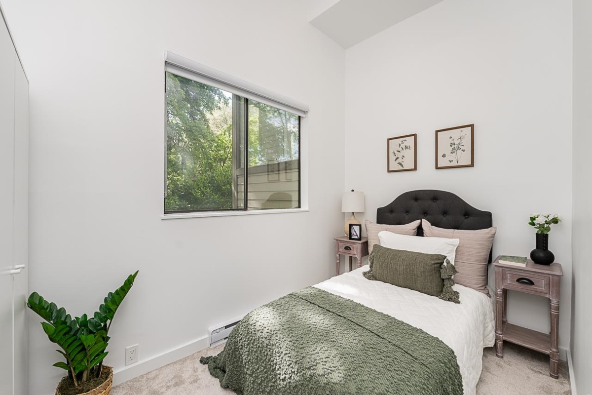 Laundry Room Photo of 5853 Mayview Circle, Burnaby, BC