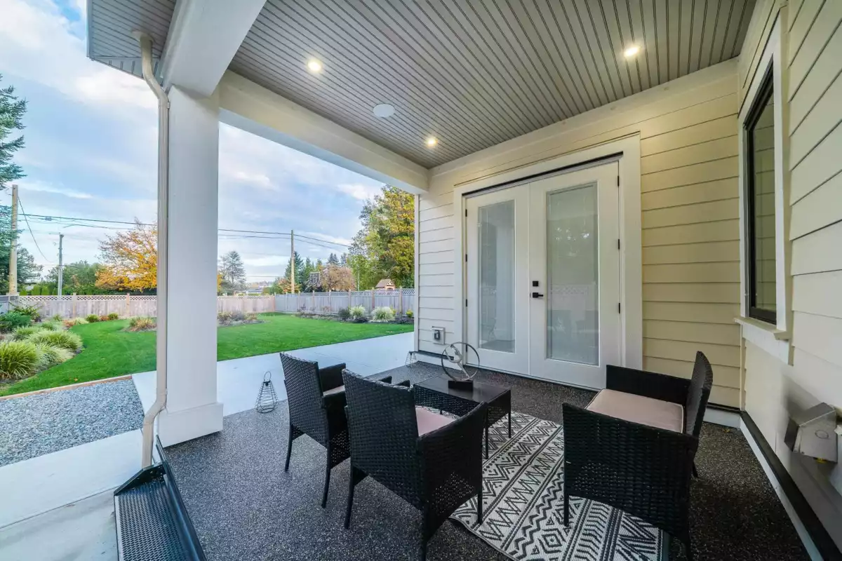 Fitness Center Photo Near 2096 Bowler Drive, Surrey, BC