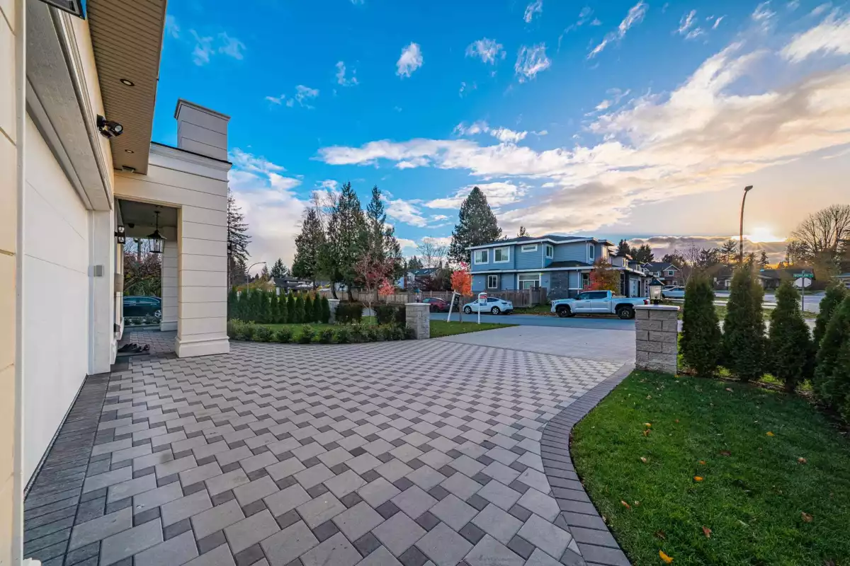 Living Room Photo of 2096 Bowler Drive, Surrey, BC