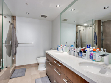 Guest Bathroom Photo of 2701 8 Smithe Mews, Vancouver, BC