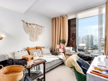 Office / Den Photo of 2701 8 Smithe Mews, Vancouver, BC