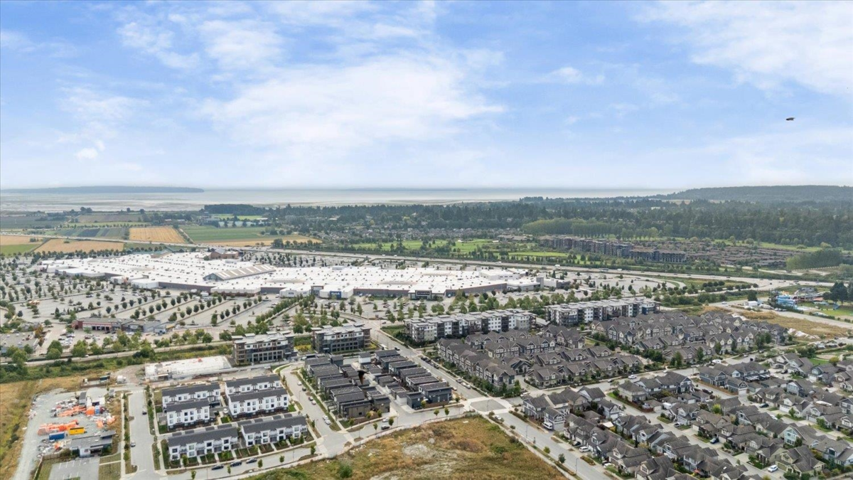 Hot Tub / Spa Photo of 157 1894 Osprey Drive, Tsawwassen, BC