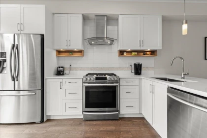 Kitchen Island Photo of 157 1894 Osprey Drive, Tsawwassen, BC