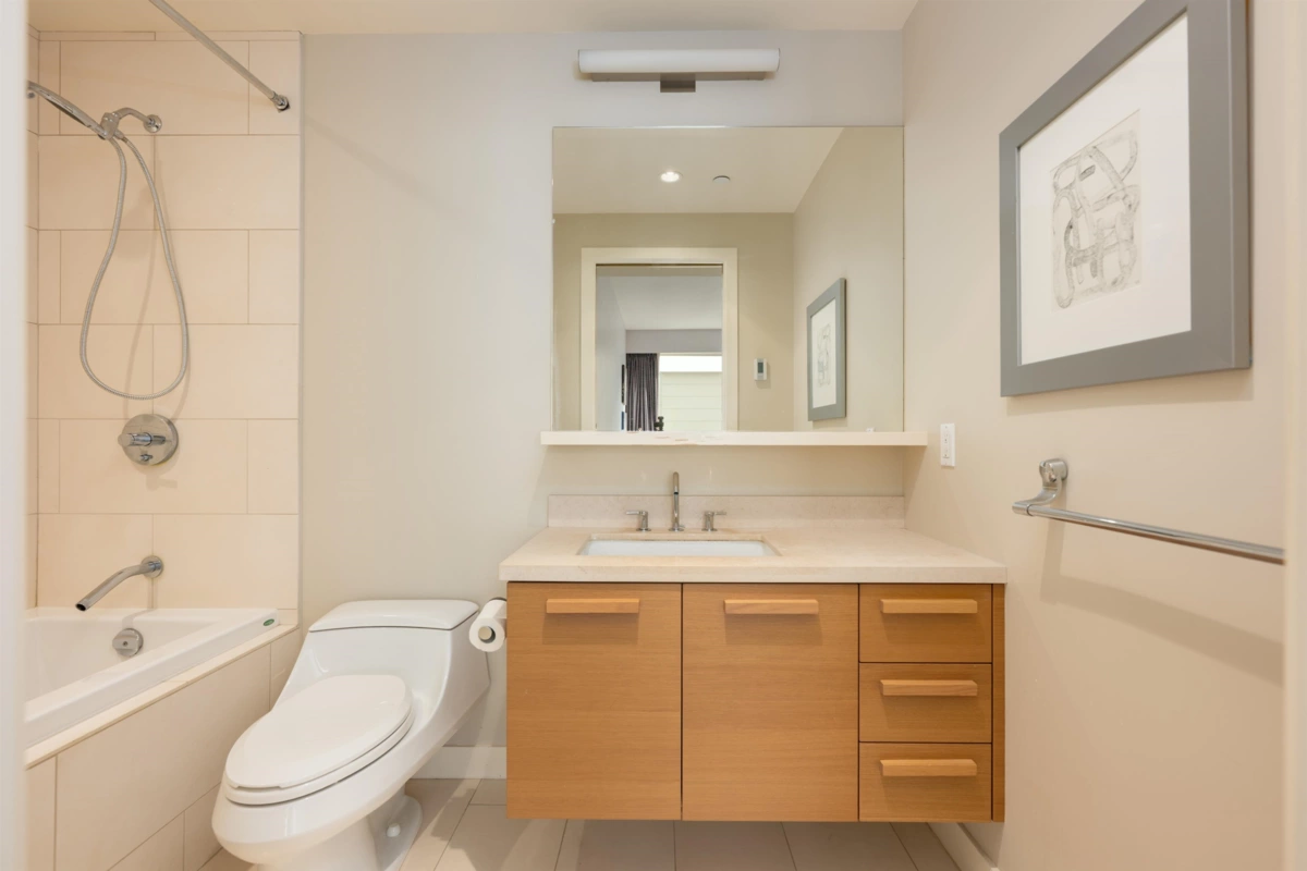 Entry Foyer Photo of 403 5838 Berton Avenue, Vancouver, BC