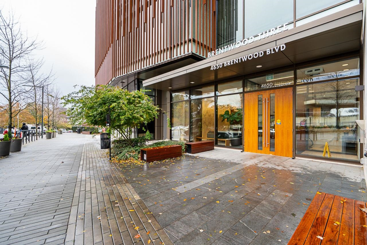 Mudroom Photo of 3210 4650 Brentwood Boulevard, Burnaby, BC