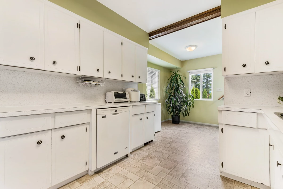 Outdoor Kitchen Photo of 4464 Community Street, Yarrow, BC