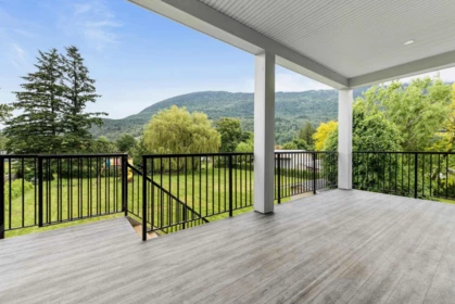 4464 Community Street, Yarrow, BC, Yarrow — Single Family Residence for sale