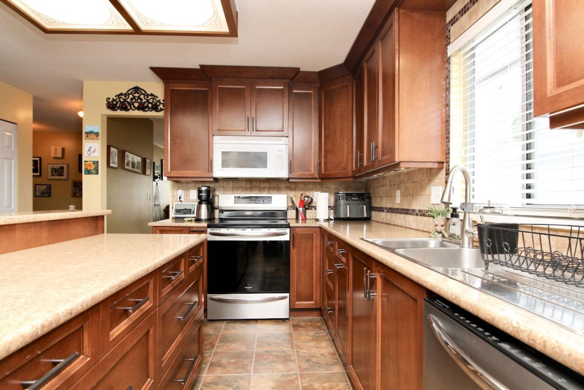 Dining Area Photo of 20147 Wanstead Street, Maple Ridge, BC
