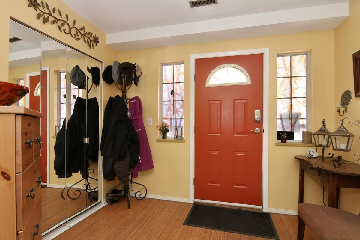 Family Room Photo of 20147 Wanstead Street, Maple Ridge, BC