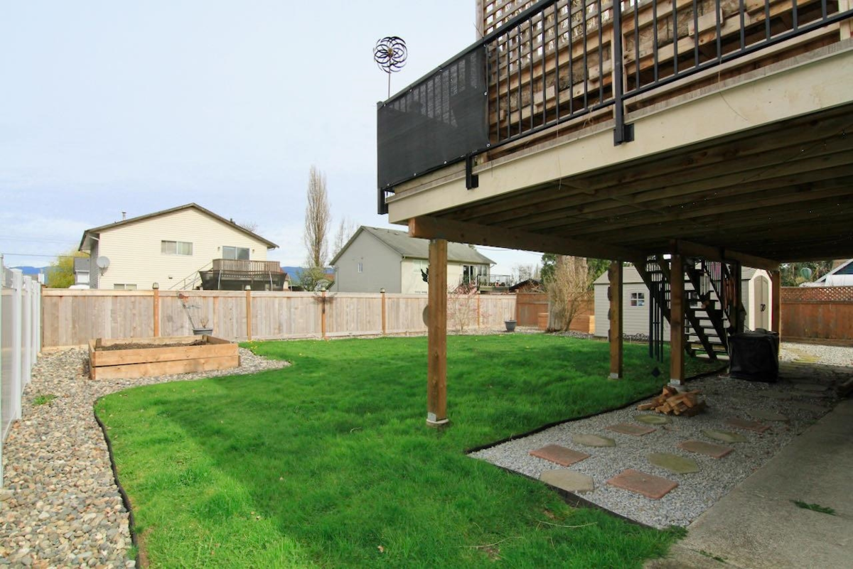 Hot Tub / Spa Photo of 20147 Wanstead Street, Maple Ridge, BC