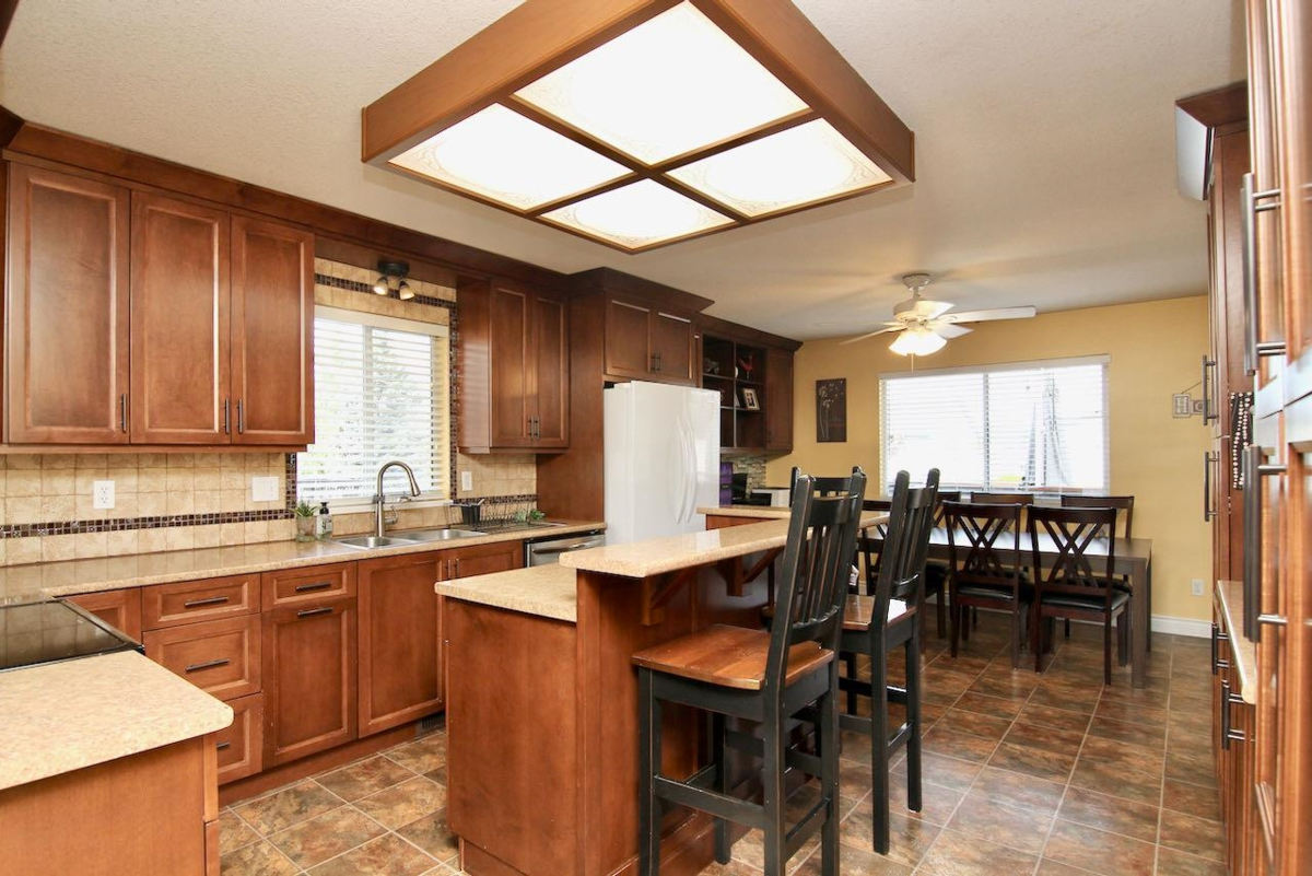 Pantry Photo of 20147 Wanstead Street, Maple Ridge, BC