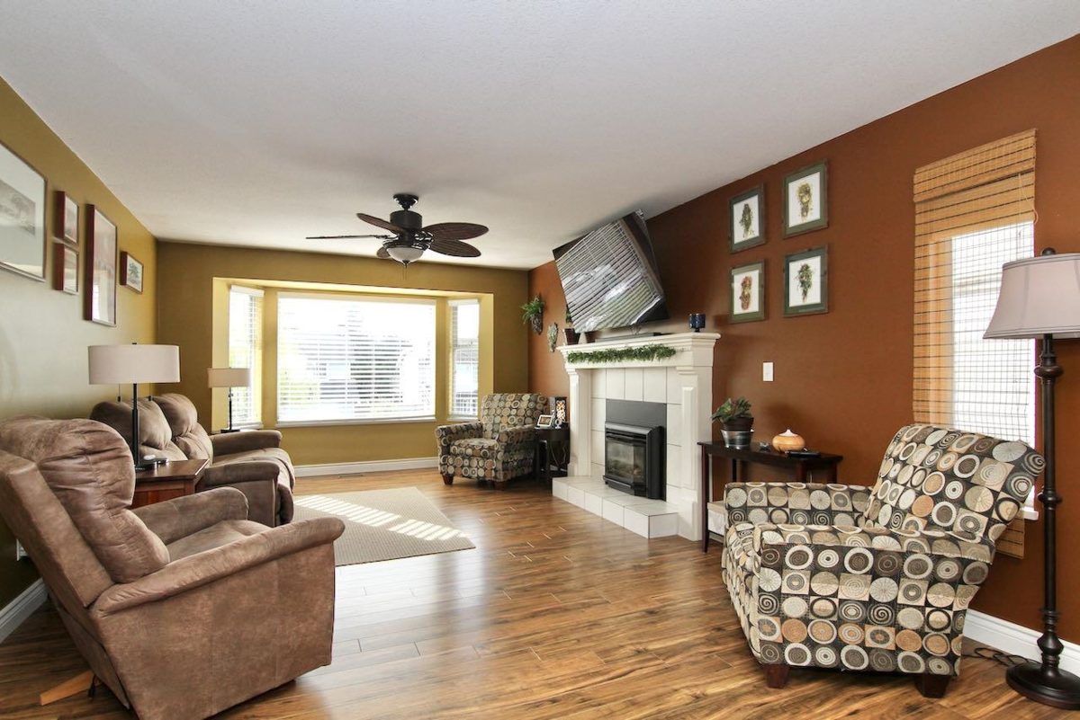 Primary Bathroom Photo of 20147 Wanstead Street, Maple Ridge, BC