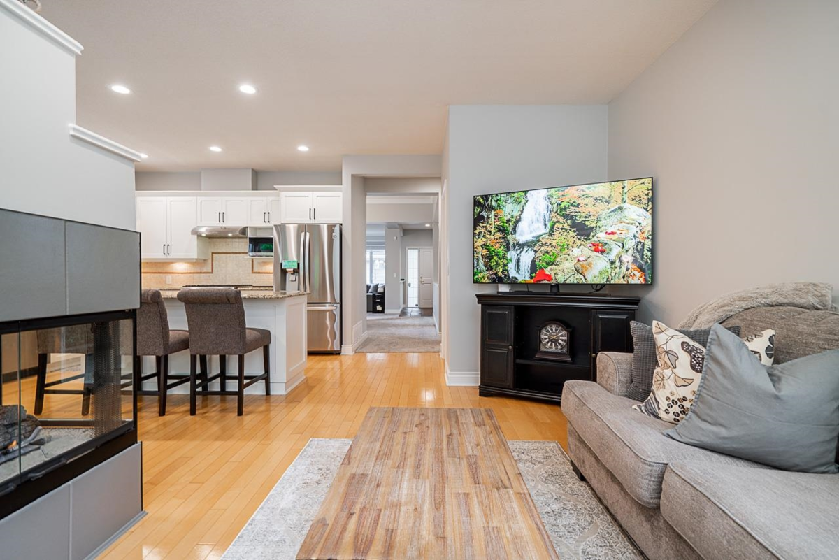 Bedroom 4 Photo of 33 3355 Morgan Creek Way, Surrey, BC