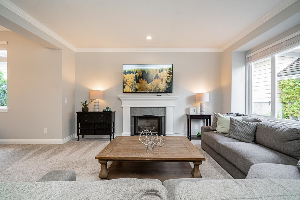 Kitchen Photo of 33 3355 Morgan Creek Way, Surrey, BC