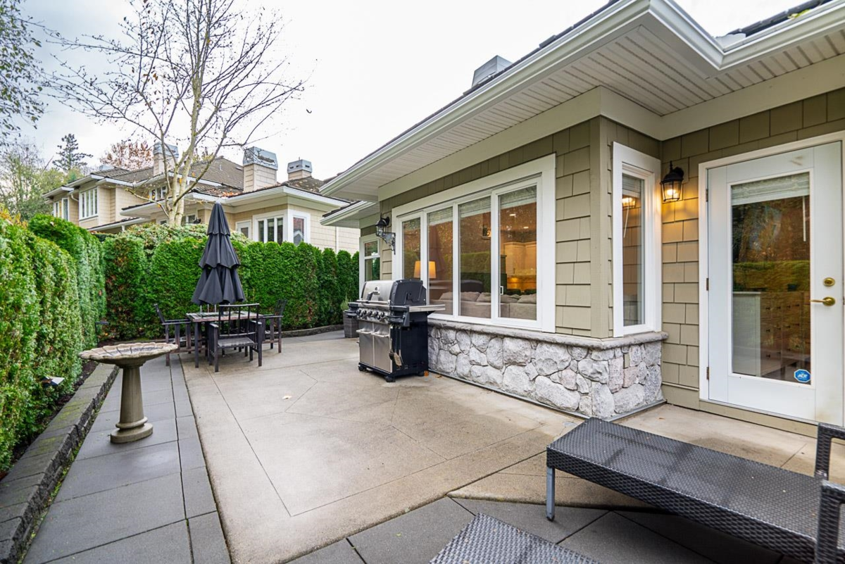 Outdoor Kitchen Photo of 33 3355 Morgan Creek Way, Surrey, BC