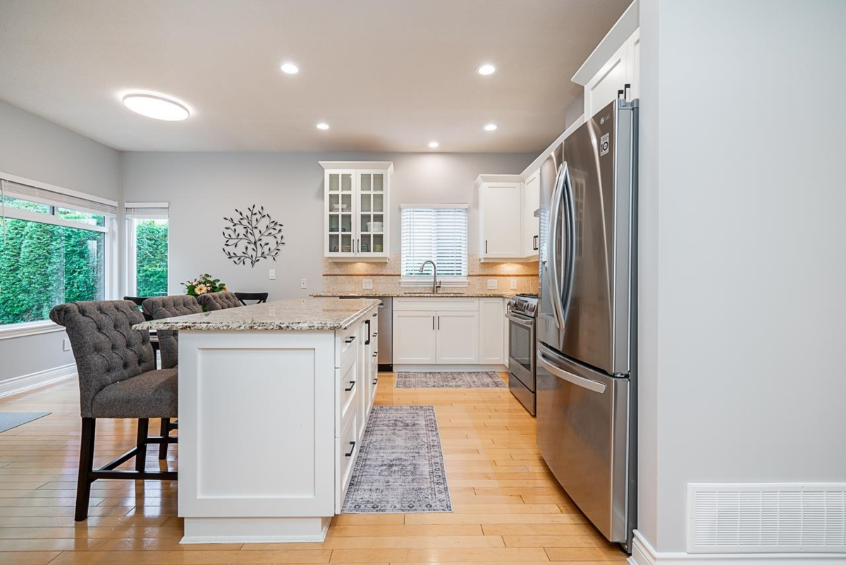 Primary Bathroom Photo of 33 3355 Morgan Creek Way, Surrey, BC