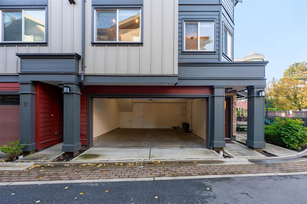 Loft / Bonus Room Photo of 1 8380 General Currie Road, Richmond, BC