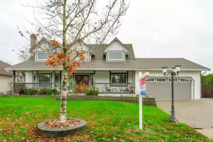 5904 188 Street, Surrey, BC, Surrey — Single Family Residence for sale