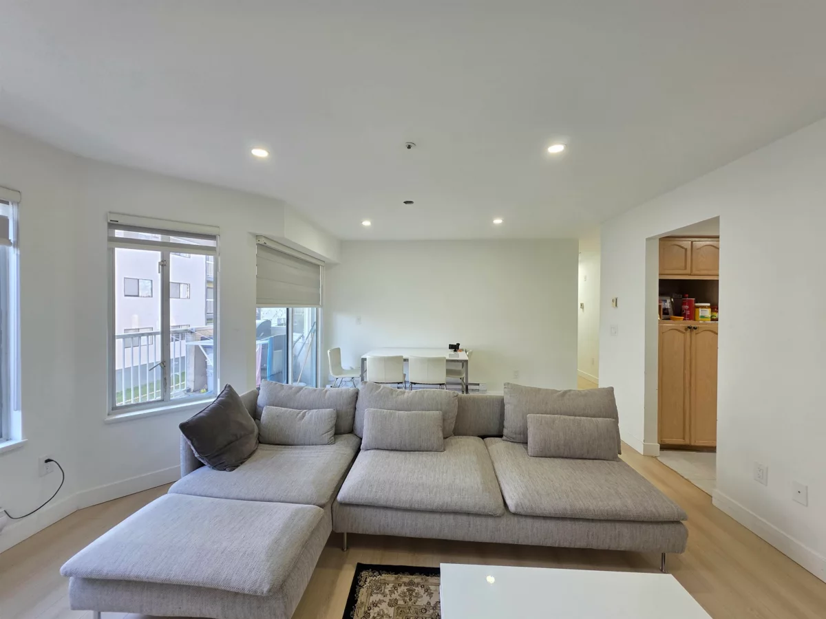 Basement Recreation Room Photo of 104 20064 56 Avenue, Langley, BC