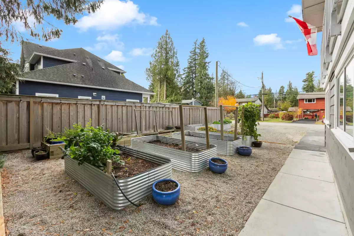 Breakfast Nook Photo of 20060 43a Avenue, Langley, BC