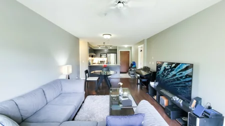 217 9299 Tomicki Avenue, Richmond, BC, Richmond — Apartment/Condo for sale