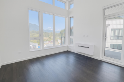 Breakfast Nook Photo of 615 1504 Scott Crescent, Squamish, BC