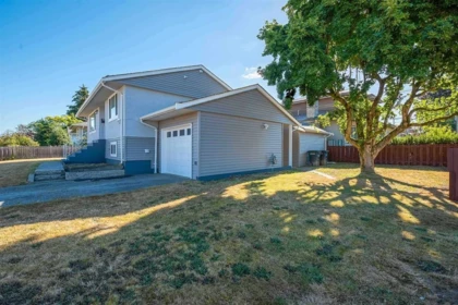 Family Room Photo of 7406 Imperial Street, Burnaby, BC