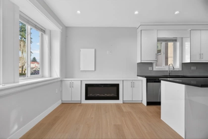 2430 E 41 Avenue, Vancouver, BC