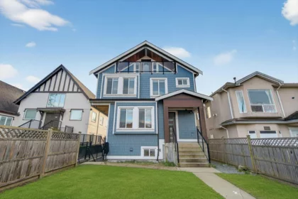 2430 E 41 Avenue, Vancouver, BC, Killarney VE — 6 bed half duplex for sale