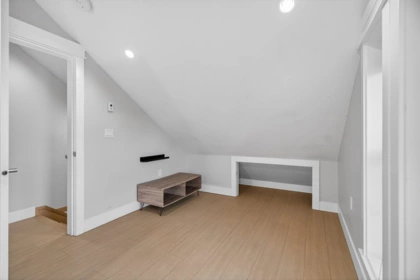Laundry Room Photo of 2430 E 41 Avenue, Vancouver, BC