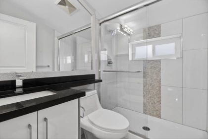 Mudroom Photo of 2430 E 41 Avenue, Vancouver, BC