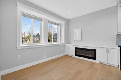 Primary Bedroom Photo of 2430 E 41 Avenue, Vancouver, BC