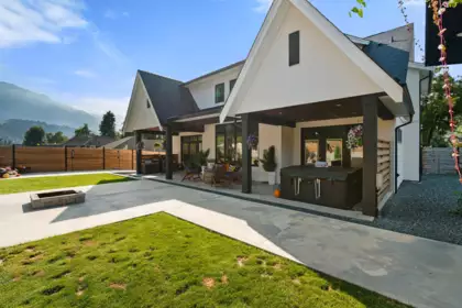 Community Amenities Photo (Clubhouse) of 10292 Royalwood Boulevard, Chilliwack, BC