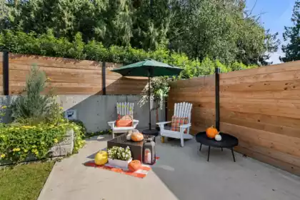 Swimming Pool Photo of 10292 Royalwood Boulevard, Chilliwack, BC