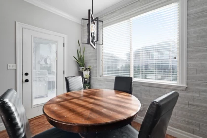 Family Room Photo of 32444 Mitchell Avenue, Mission, BC